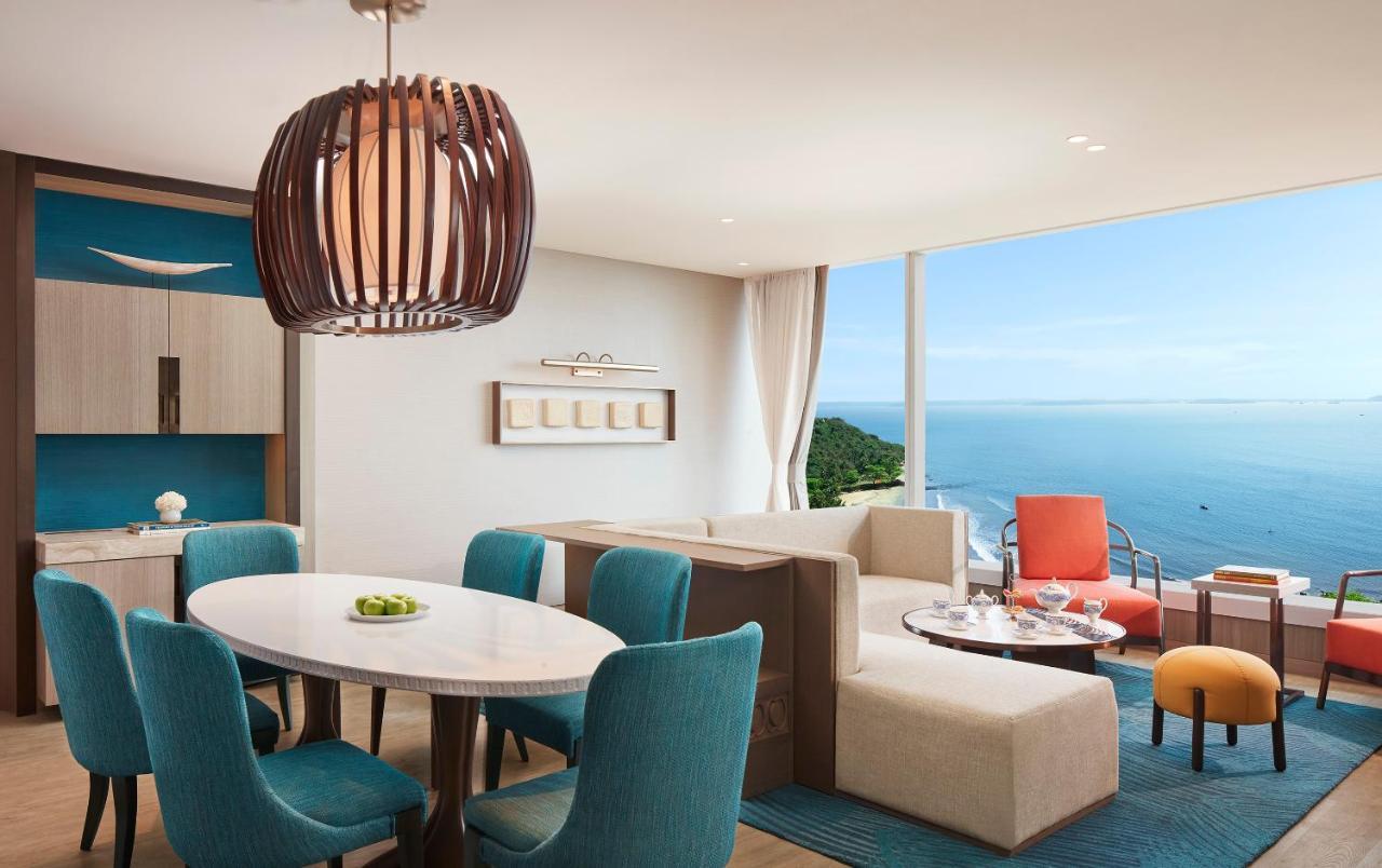 Taj Cidade De Goa Horizon, Goa Panaji Eksteriør bilde A suite at the InterContinental